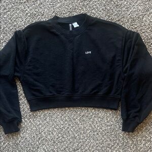 2 H&M Cropped Sweatshirt for $6